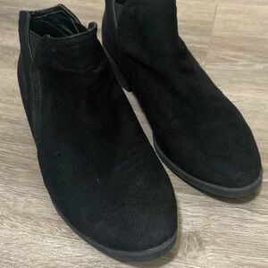 Steve Madden Black Suede Ankle Boots
